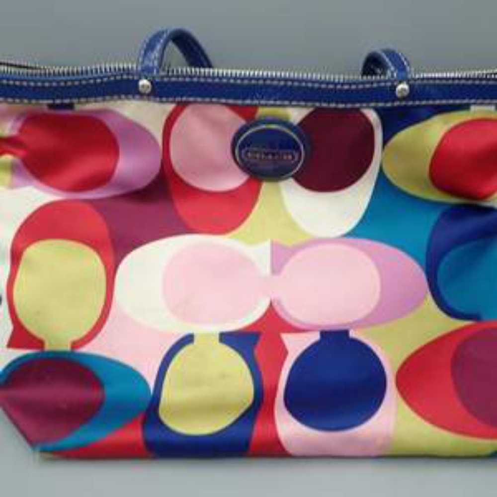 Authentic Coach Purse with matching wallet - Picture 2 of 6